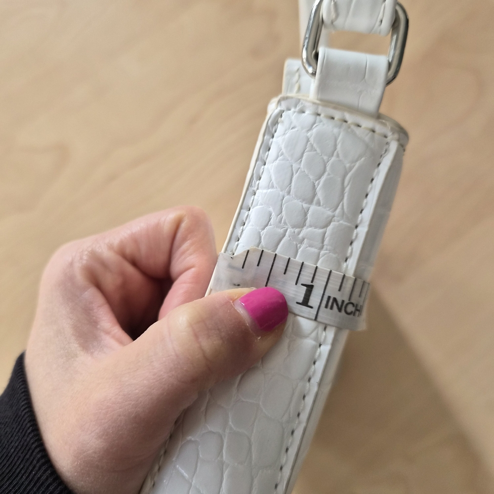 ☆5/$15☆Cotton On White Croc-Embossed Shoulder Bag | Mini Baguette Style - Picture 12 of 16